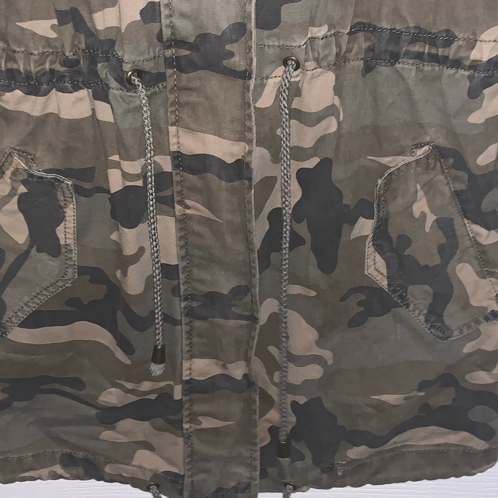 Army Print Jacket - Picture 2 of 4